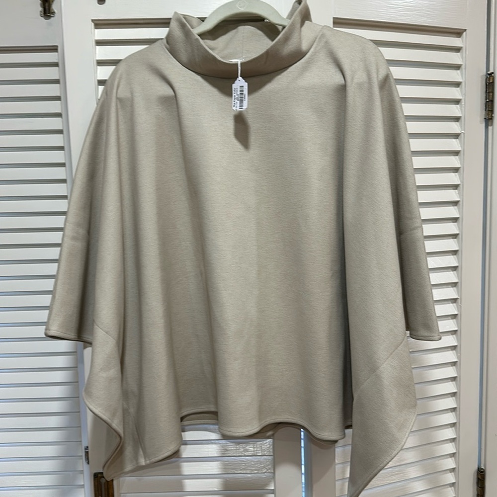 Brand: wishlist 
Size: S/M
Oatmilk or Taupe colored enclosed sleeve cape